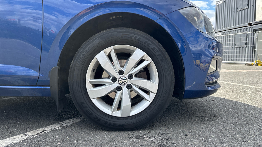 Volkswagen Polo Sel Tsi Red #20