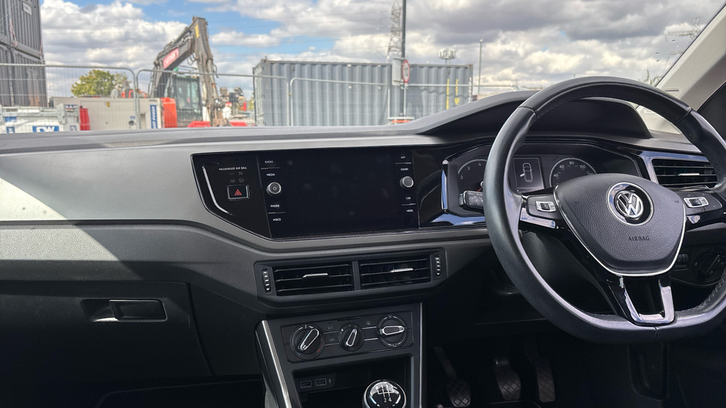 Volkswagen Polo Sel Tsi Red #12
