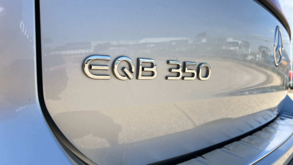 Mercedes-Benz EQB Eqb 300 4Matic Amg Line Black #45