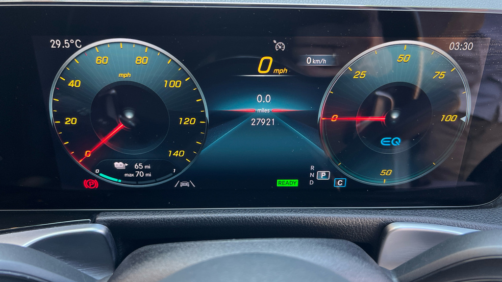 Mercedes-Benz EQB Eqb 300 4Matic Amg Line Black #30