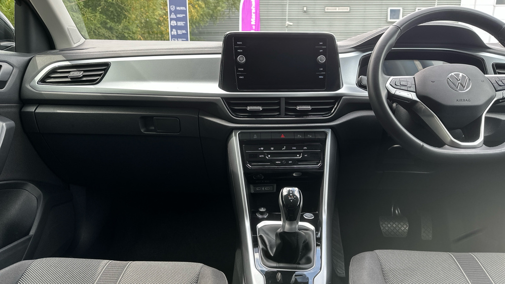 Volkswagen T-Roc 1.5 Tsi Match Dsg Silver #12