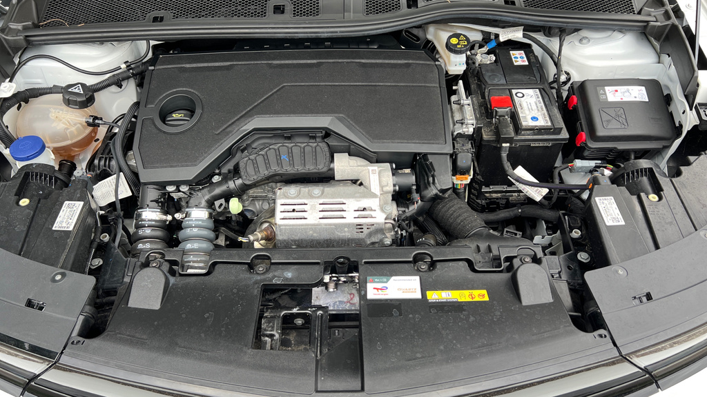 Vauxhall Mokka 1.2 Turbo 136 Ultimate Hatchback White #24