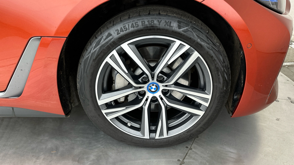 BMW i4 250Kw Edrive40 M Sport 83.9Kwh Pro Pack Blue #29