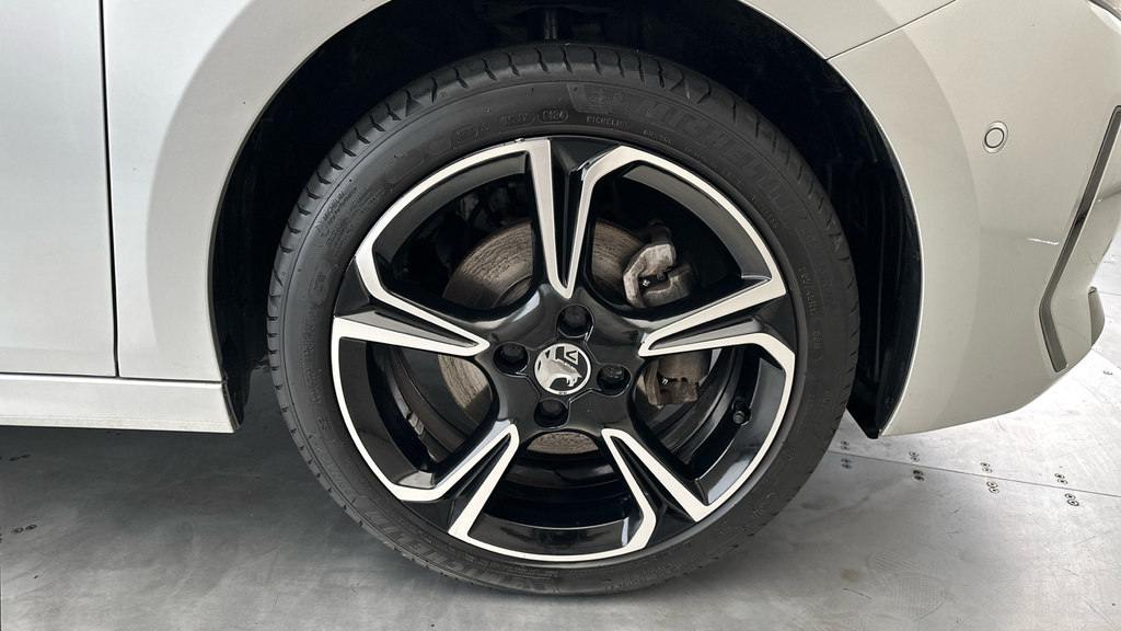Vauxhall Corsa Vauxhall Corsa 1.2 Gs Hatchback Black #27