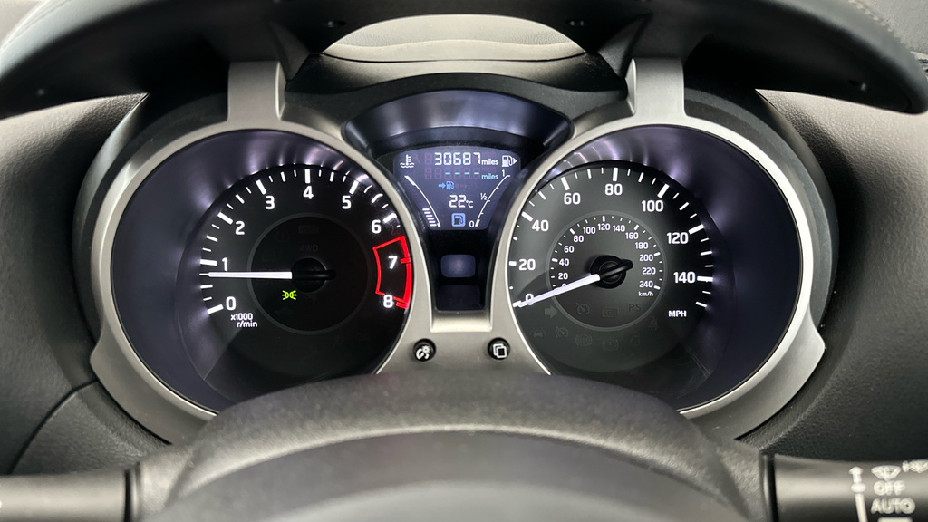 Nissan Juke 1.6L Bose Personal Edition Black #17