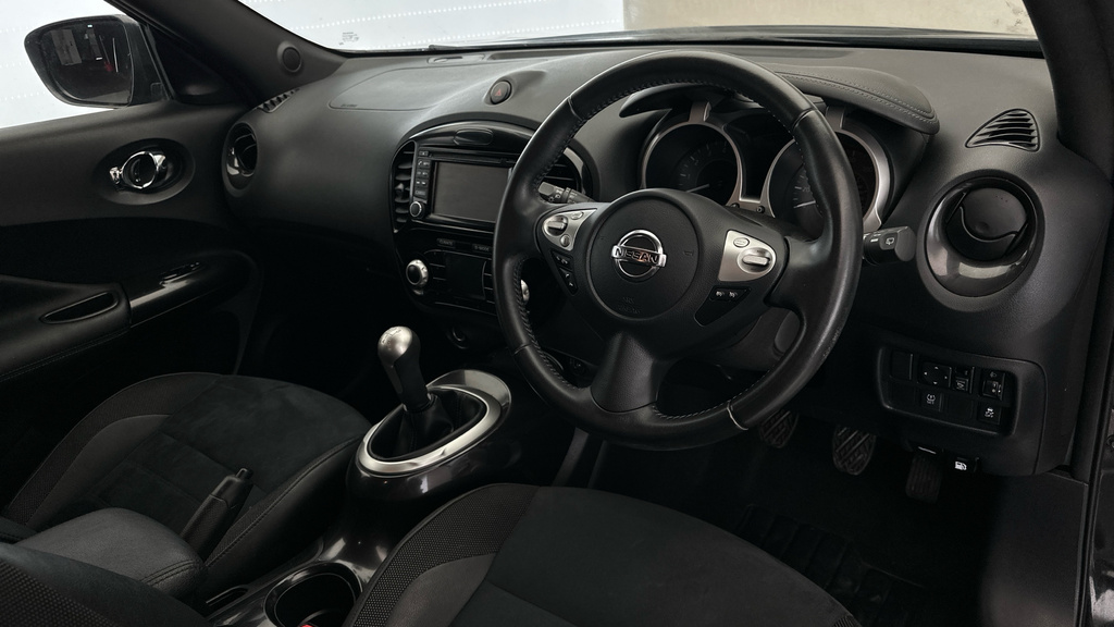 Nissan Juke 1.6L Bose Personal Edition Black #9