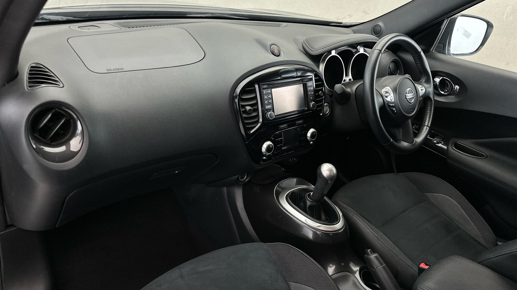 Nissan Juke 1.6L Bose Personal Edition Black #10