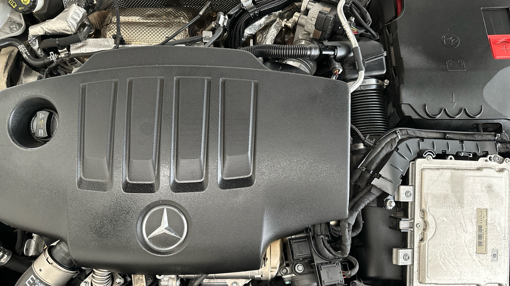 Mercedes-Benz CLA Class 1.3 Cla250e 15.6Kwh Amg Line Premium Plus Coupe White #24