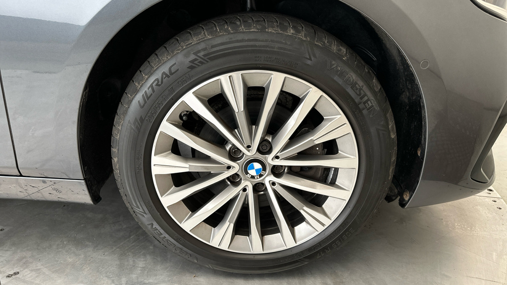 BMW 2 Series Active Tourer 225Xe M Sport Premium Black #25
