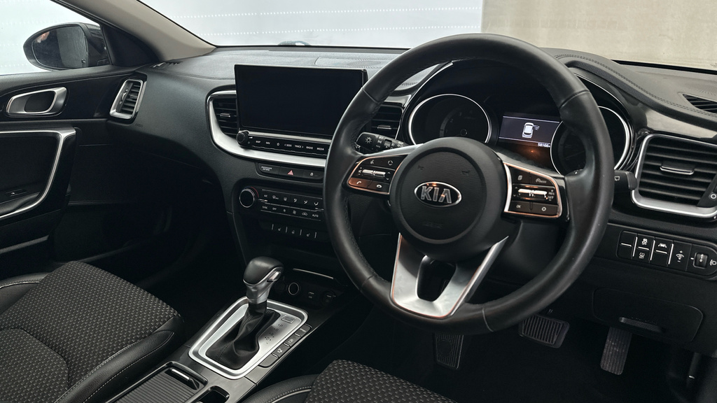 Kia Xceed 1.4 T-gdi First Edition Suv Euro Yellow #10