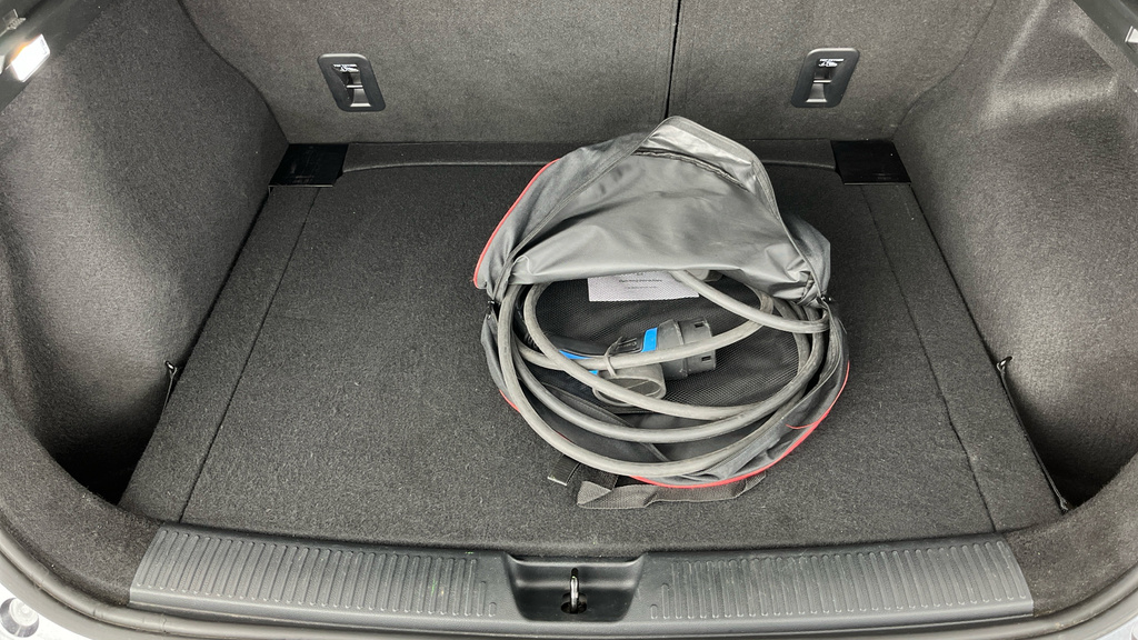 MG MG4 125Kw Se Ev 51Kwh - Drive White #24