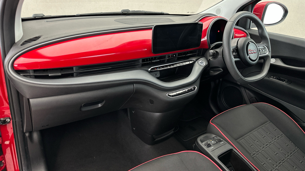 Fiat 500E 42Kwh Passion Hatchback 118 Ps #10