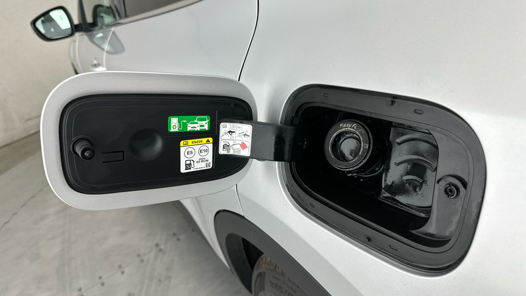 Ford Kuga 2.5 Phev Vignale Cvt Estate Black #30