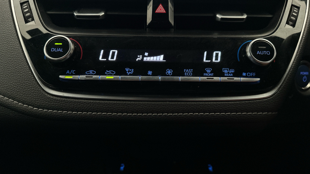 Toyota Corolla 1.8 Vvt-i Hybrid Icon Tech Cvt White #14