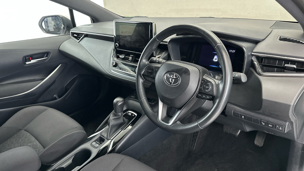 Toyota Corolla 1.8 Vvt-i Hybrid Icon Tech Cvt White #10