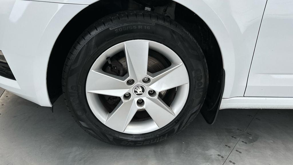 Skoda Octavia 2.0 Tdi Vrs Hatchback Euro 6 S Grey #21