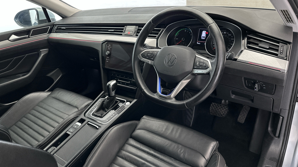 Volkswagen Passat Mk8 Facelift Est 2.0Tdi 150 R-line Evo Dsg Grey #12