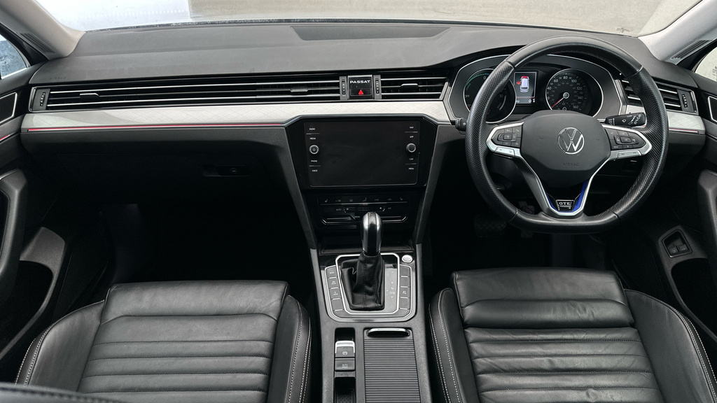 Volkswagen Passat Mk8 Facelift Est 2.0Tdi 150 R-line Evo Dsg Grey #16