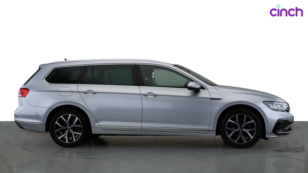 Volkswagen Passat Mk8 Facelift Est 2.0Tdi 150 R-line Evo Dsg Grey #2