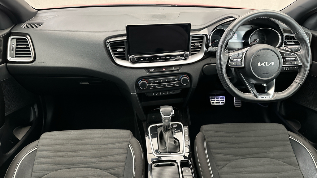 Kia Proceed 1.5T Gdi Isg 138 Gt-line Estate White #14