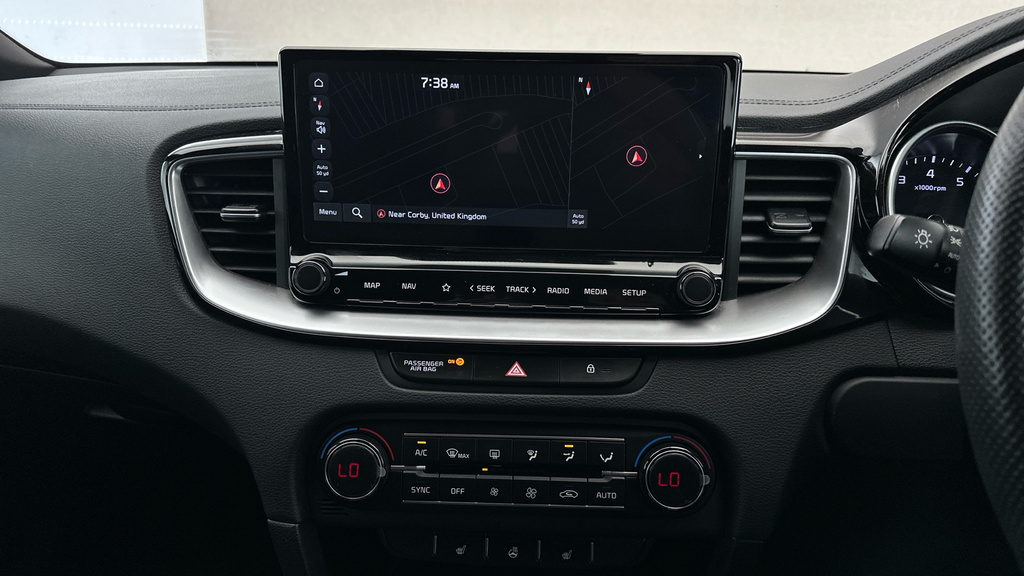 Kia Proceed 1.5T Gdi Isg 138 Gt-line Estate White #17