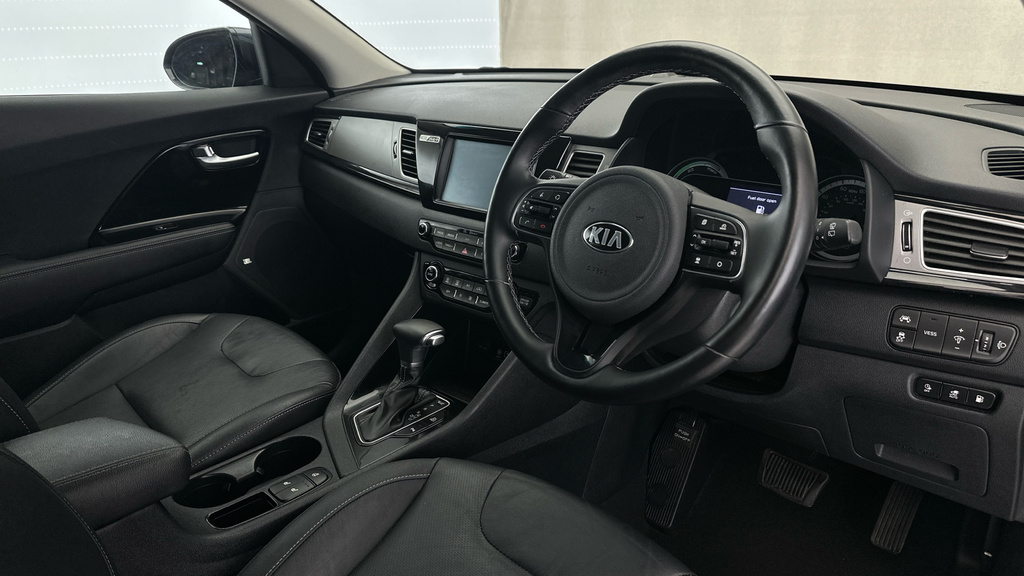 Kia Niro 1.6 Gdi Hybrid 139Bhp 3 Dct White #12