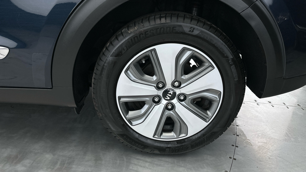 Kia Niro 1.6 Gdi Hybrid 139Bhp 3 Dct White #28