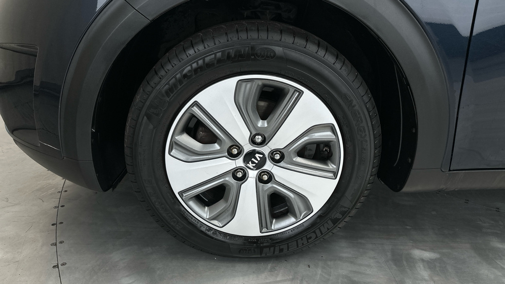 Kia Niro 1.6 Gdi Hybrid 139Bhp 3 Dct White #27
