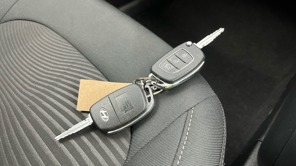 Hyundai I10 1.2 Premium Se - 2018 18 Grey #25