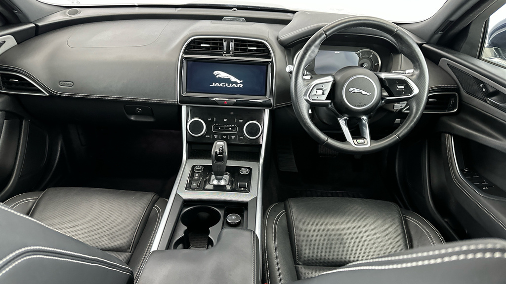 Jaguar XE 2.0 P300i R-dynamic Hse Awd Euro 6 Ss Blue #13