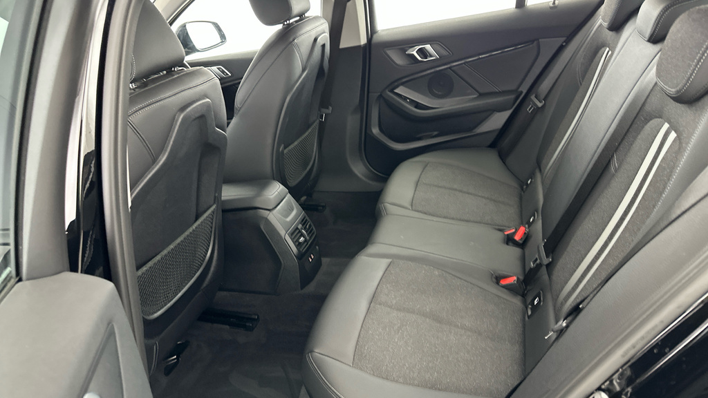 BMW 1 Series 118I M Sport White #18