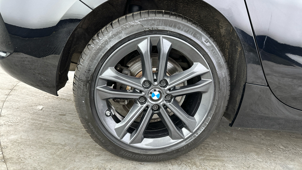 BMW 1 Series 118I M Sport White #23