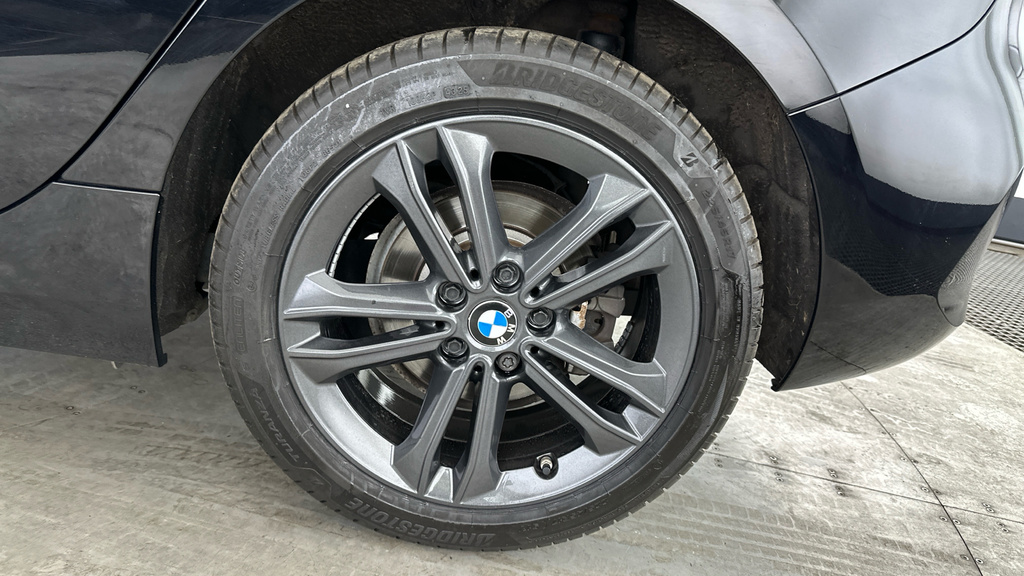 BMW 1 Series 118I M Sport White #22