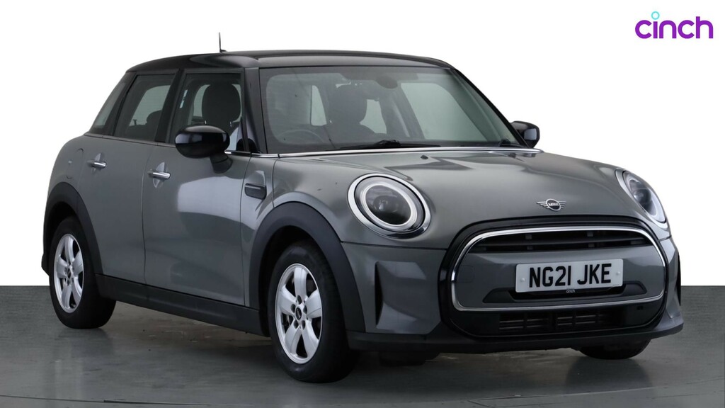 Mini Hatch F55 Mini 5-Door Cooper S Sport Lci II White #1