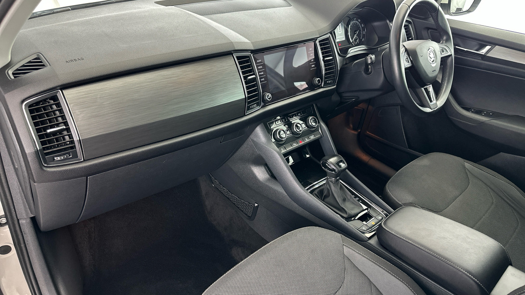 Skoda Kodiaq Se Technology Tdi Scr Dsg White #11
