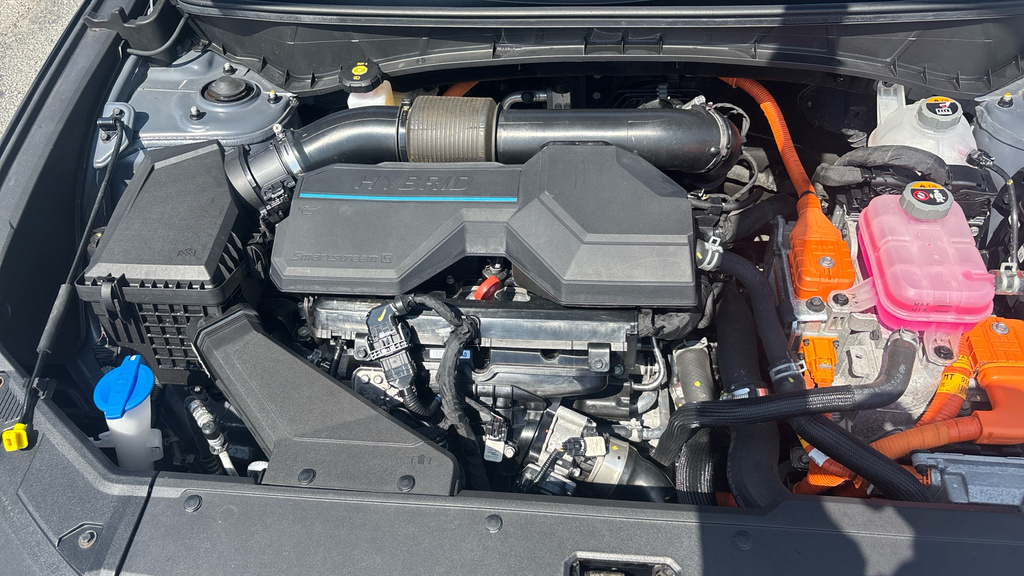 Hyundai Tucson Premium T-gdi Hev Brown #35