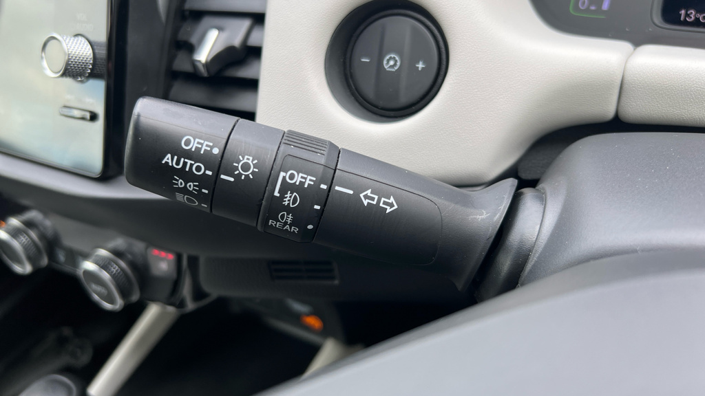 Honda Jazz 1.5 I-mmd Hybrid Ex Ecvt Blue #27