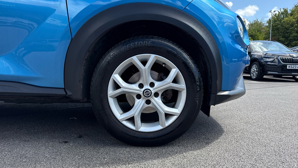 Nissan Juke 1.0 Dig-t N-connecta 114Ps 5-Door Hatchback Red #29