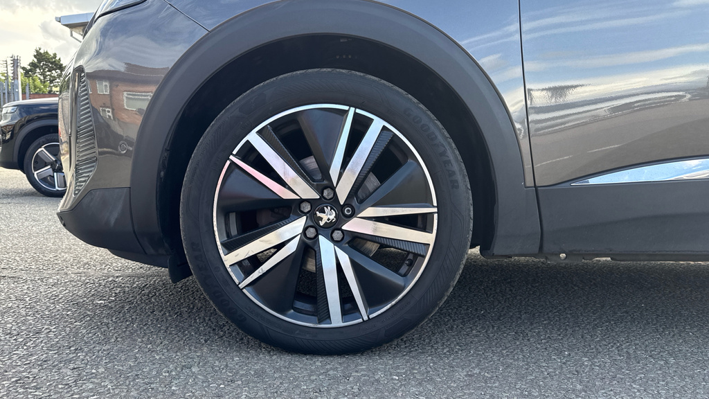 Peugeot 5008 1.2 Puretech Gt Premium Ea Black #17