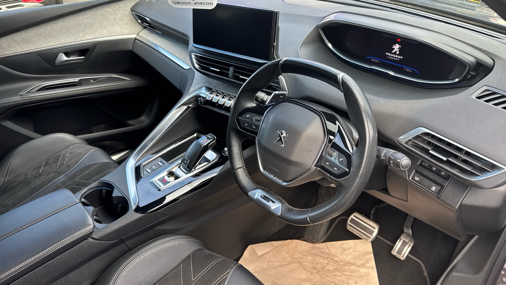 Peugeot 5008 1.2 Puretech Gt Premium Ea Black #9