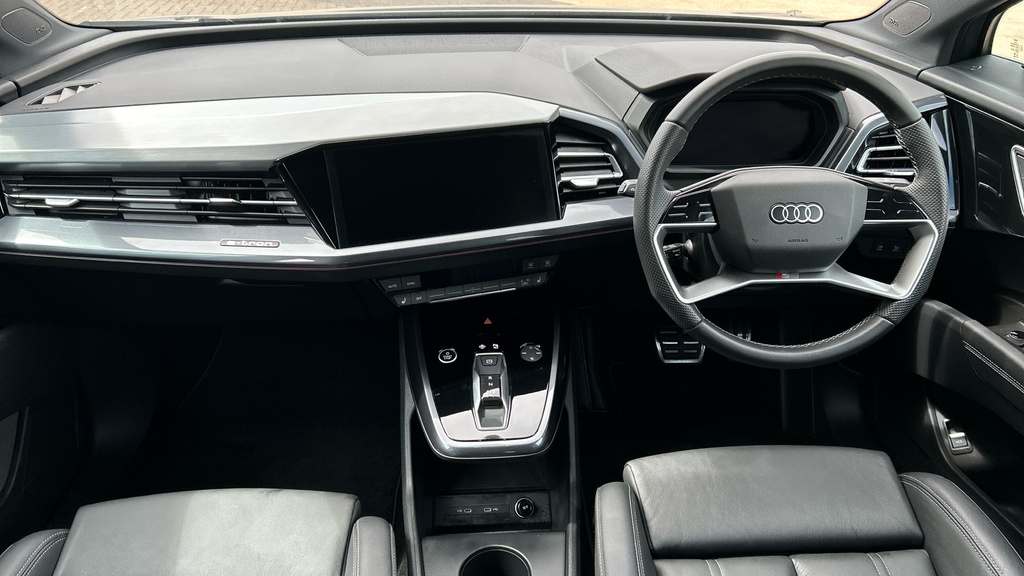 Audi Q4 E Tron Audi Q4 E-tron Estate 210Kw 45 82Kwh S Line Au Purple #11
