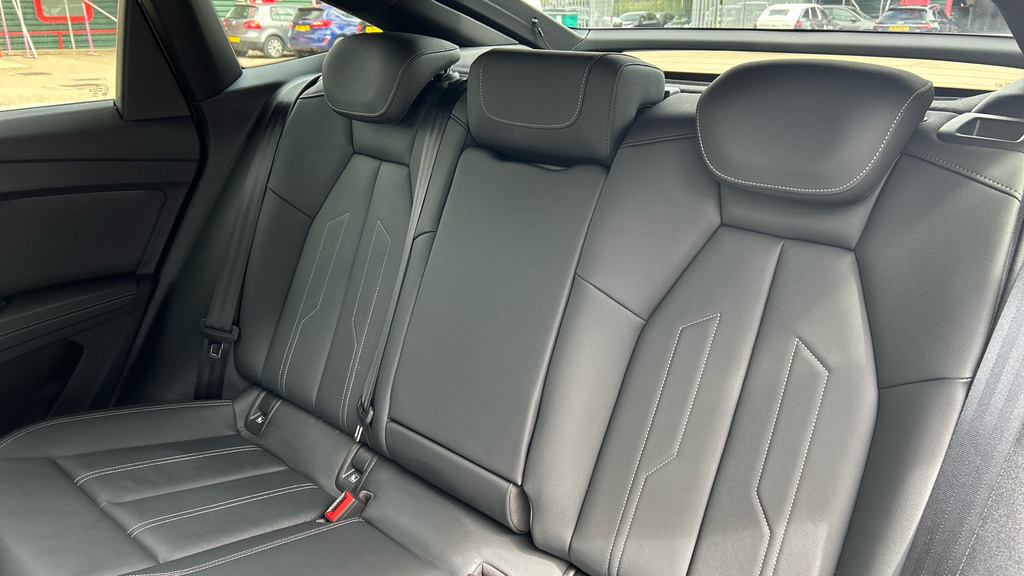 Audi Q4 E Tron Audi Q4 E-tron Estate 210Kw 45 82Kwh S Line Au Purple #17