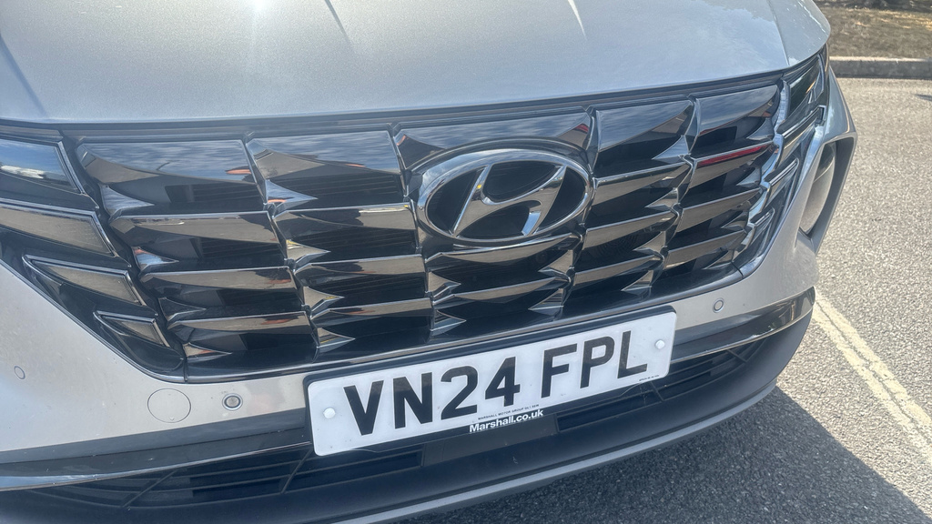 Hyundai Tucson 1.6T N Line White #43