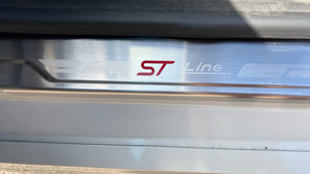 Ford Fiesta Fiesta St-line Edition T White #38