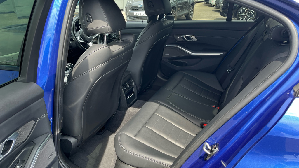 BMW 3 Series M340i Xdrive Touring 3.0 Black #14
