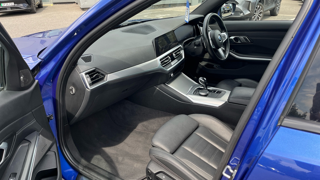 BMW 3 Series M340i Xdrive Touring 3.0 Black #10