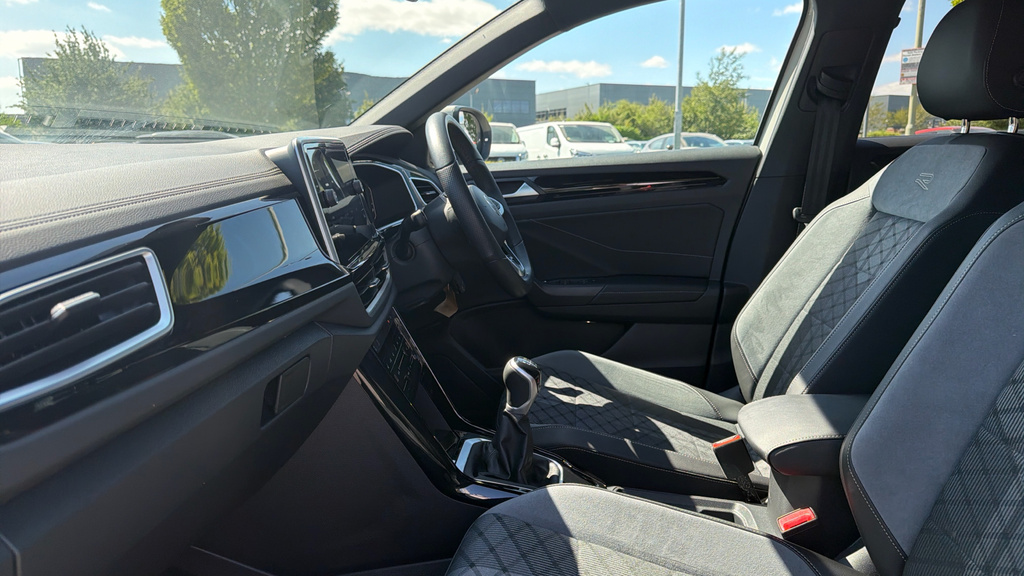 Volkswagen T-Roc 1.5 Tsi Match Dsg Silver #30