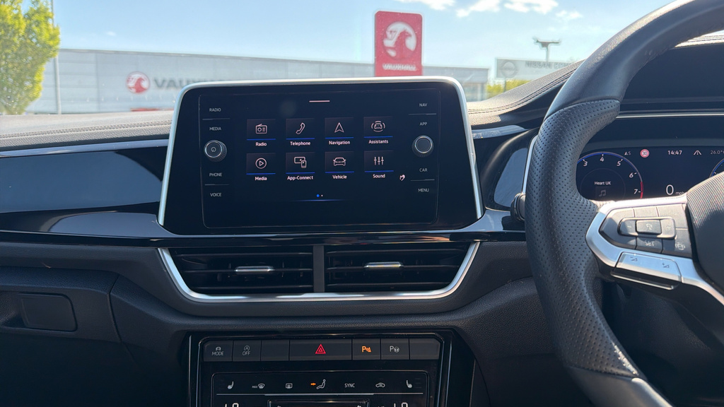 Volkswagen T-Roc 1.5 Tsi Match Dsg Silver #12