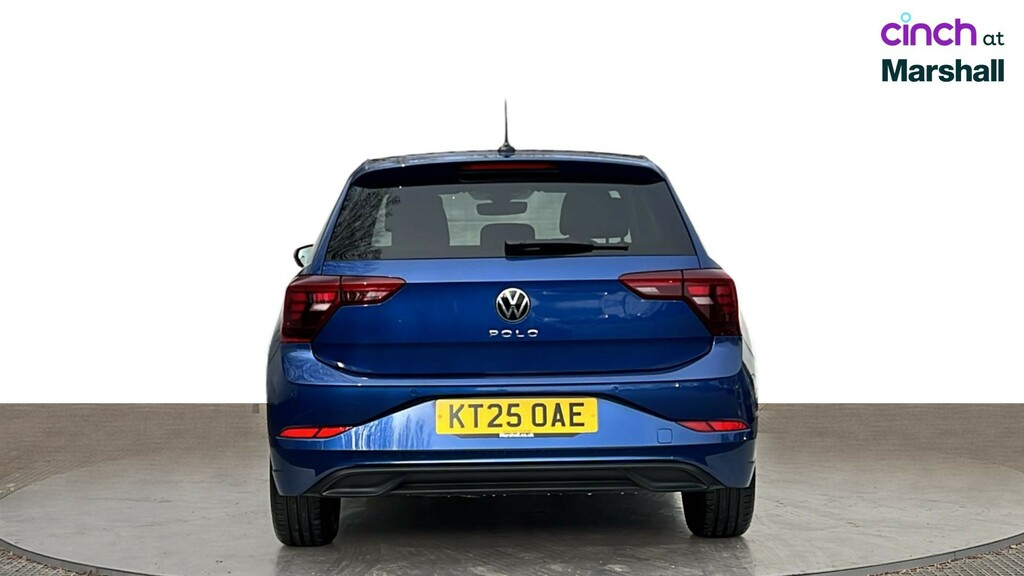 Volkswagen Polo 1.0 Life Black #4