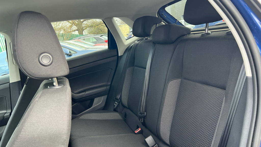 Volkswagen Polo 1.0 Life Black #14